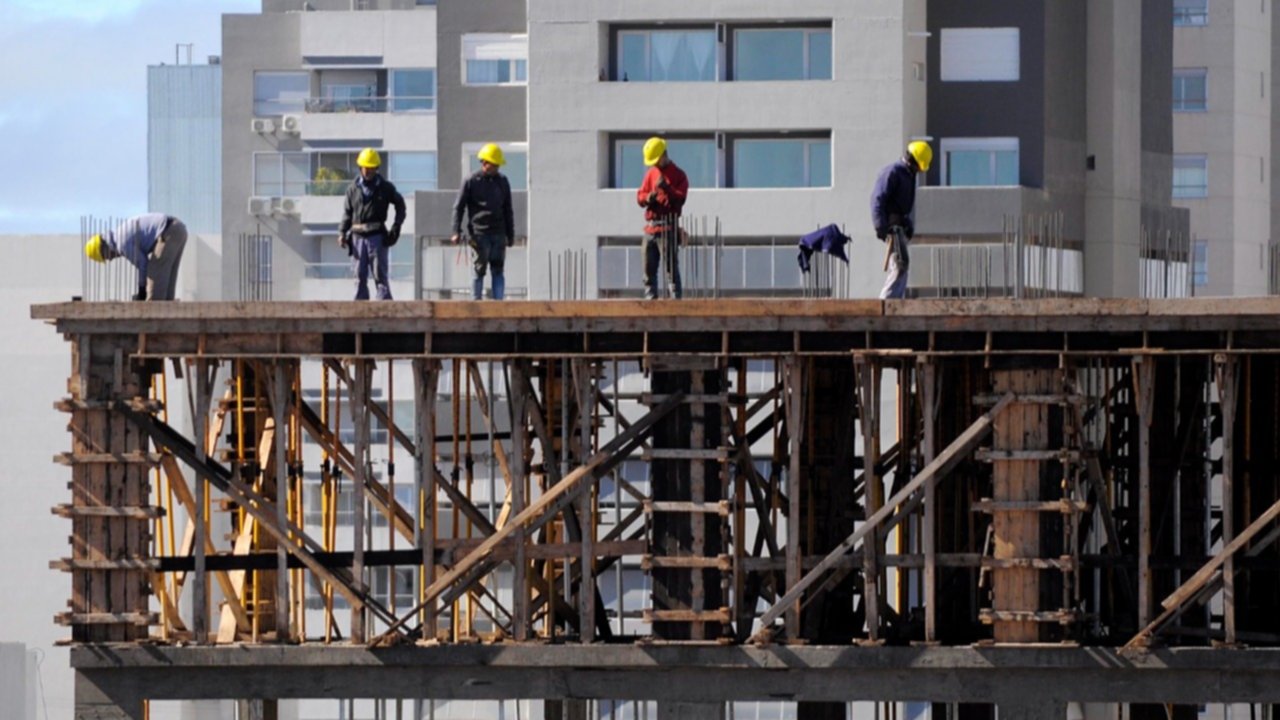 trabajadores edificio
