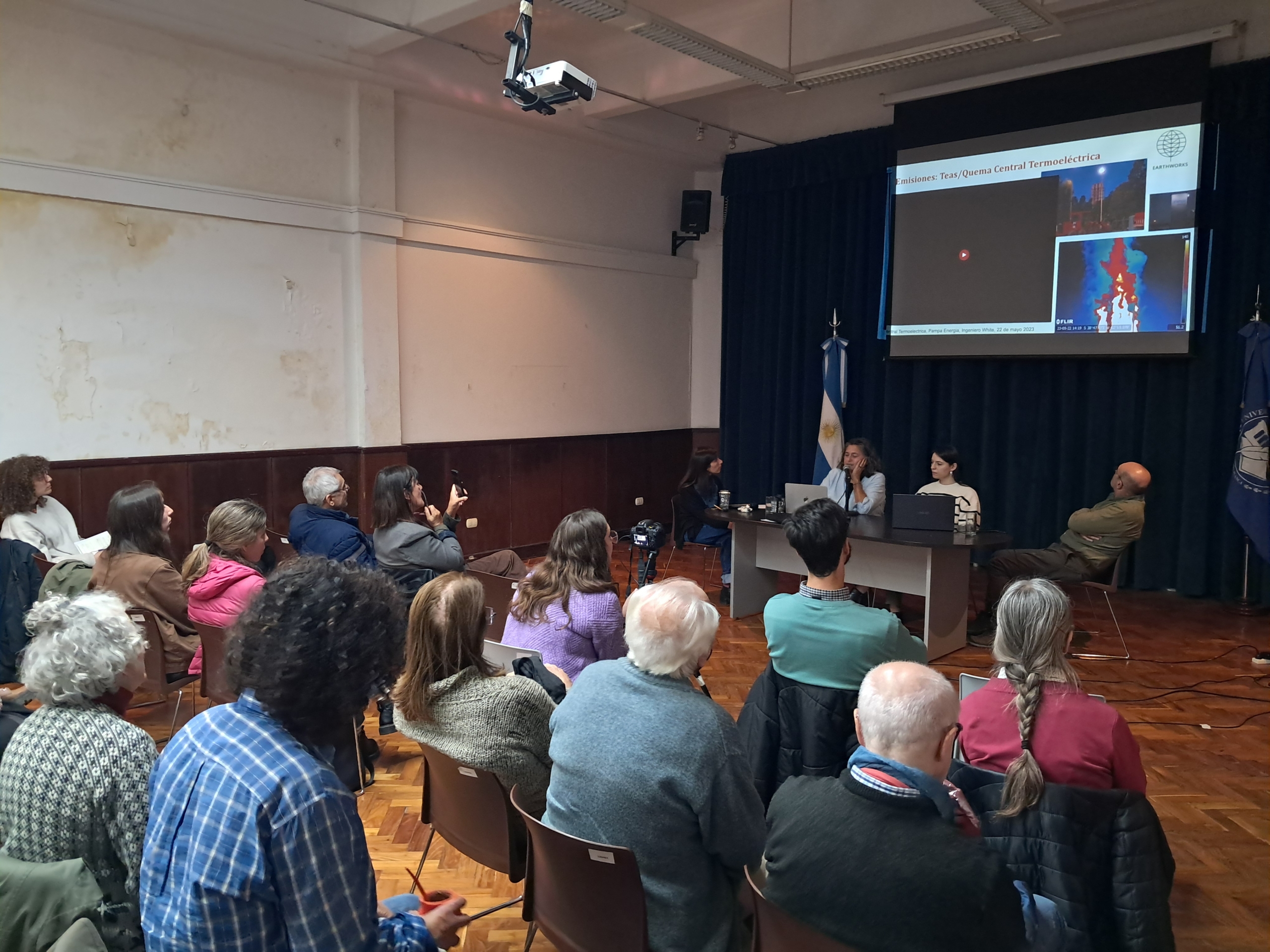 CHARLA METANO